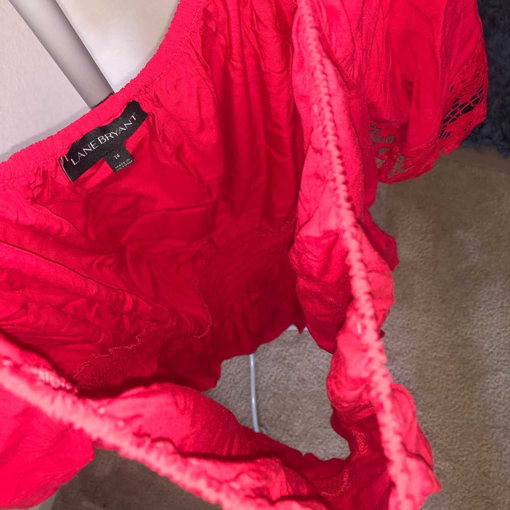 Red top - Picture 6 of 11